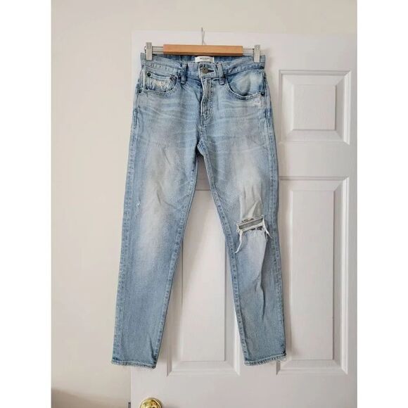 Moussy Vintage Jeans in Vivian Slim Ripped Crop 25 - Picture 5 of 12
